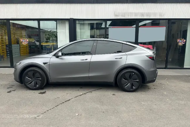 Película de envoltorio gris AMG Metal mate