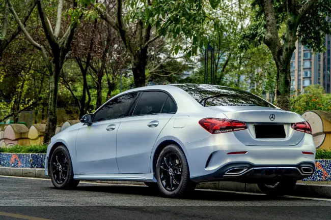 Película de envoltura de coche azul metálico mate con oro