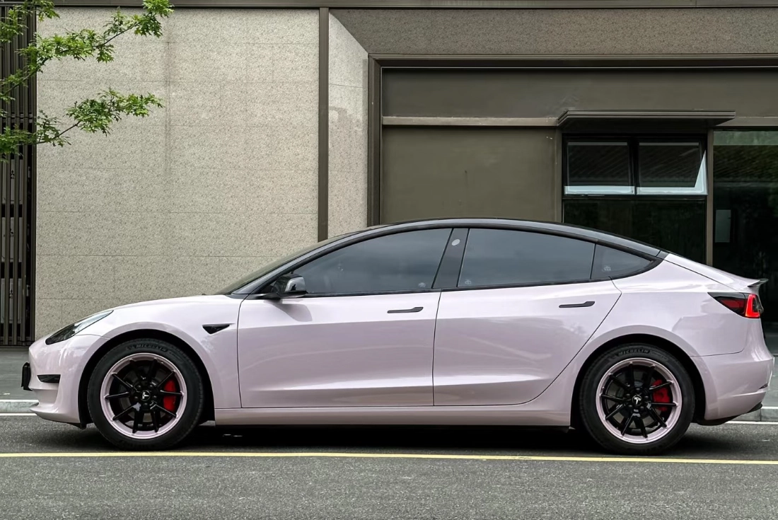 PPF de color gris púrpura brumoso