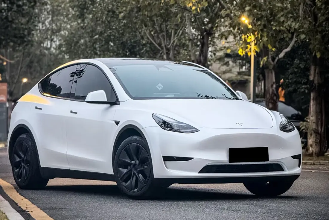 PPF de color blanco metálico mate