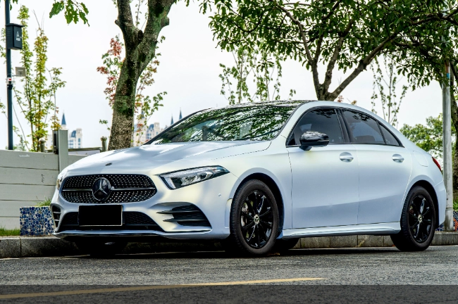 Azul Metálico Matt con PPF dorado