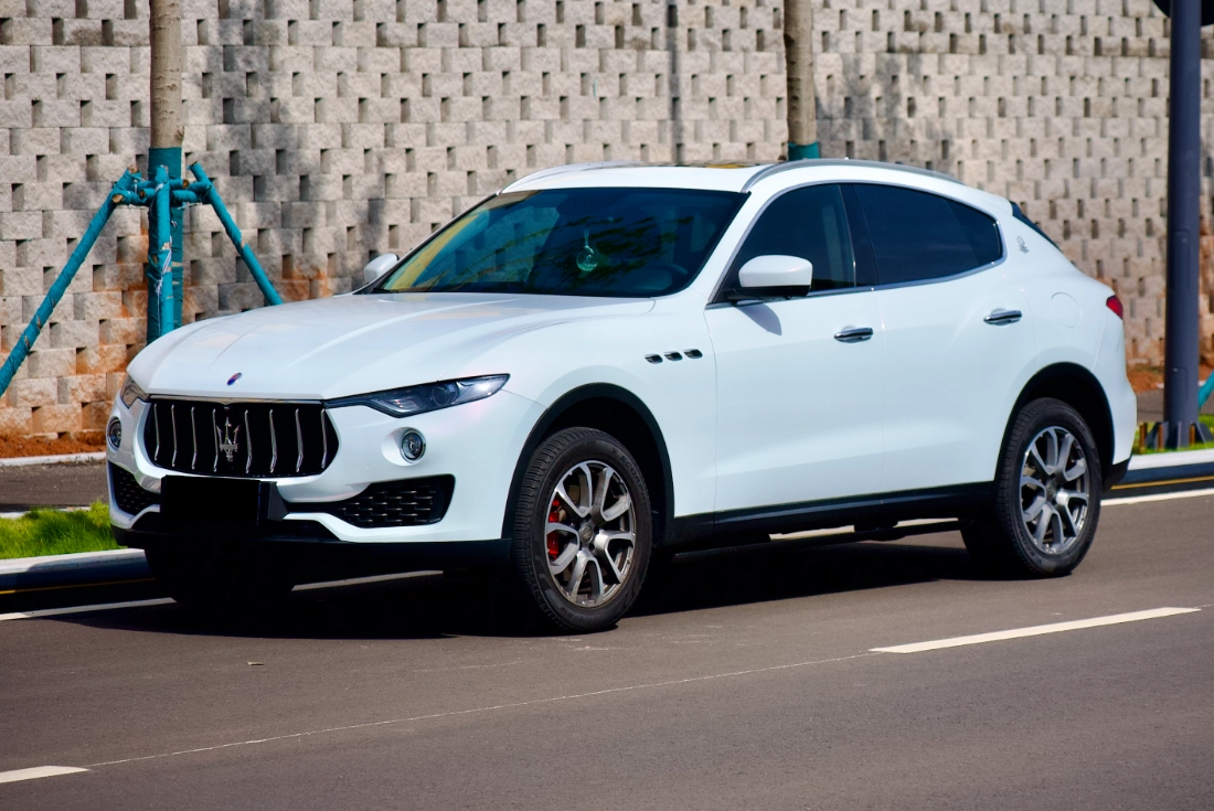 Diamond White Red Colored PPF