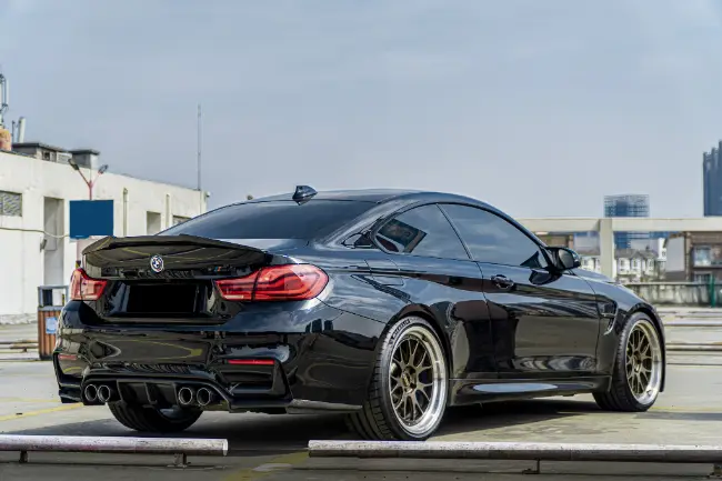 Película negra para envoltorio de coche de Santorini