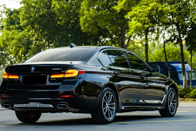 PPF negro brillante para el envoltorio completo del coche