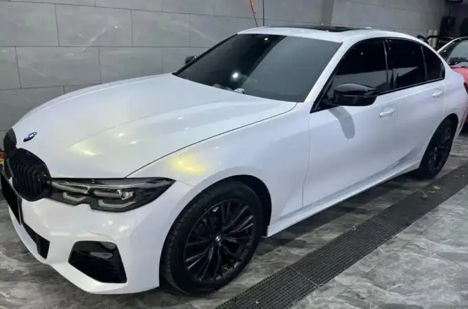 Instalación de película de protección de pintura automotriz