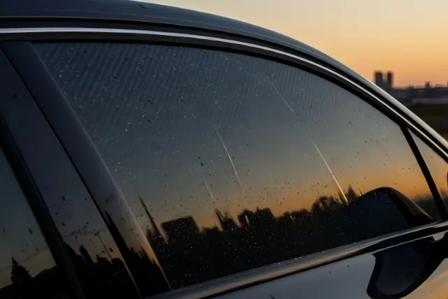 Película para ventanas de coche con cortinas